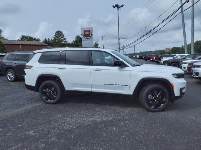 new 2024 Jeep Grand Cherokee L car, priced at $46,000