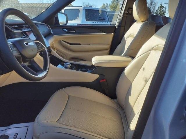 new 2025 Jeep Grand Cherokee L car, priced at $52,335