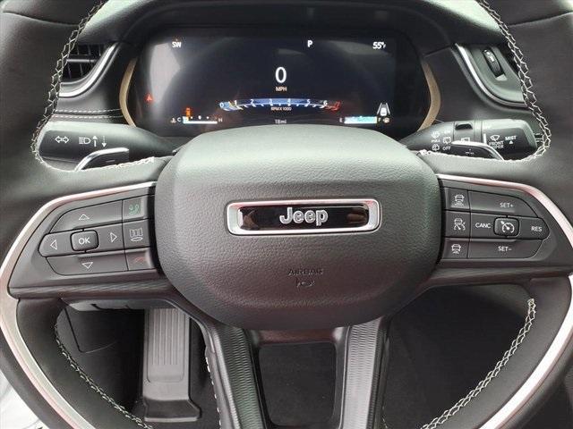 new 2025 Jeep Grand Cherokee car, priced at $44,279