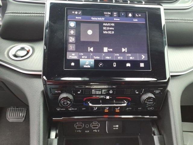 new 2025 Jeep Grand Cherokee car, priced at $44,279