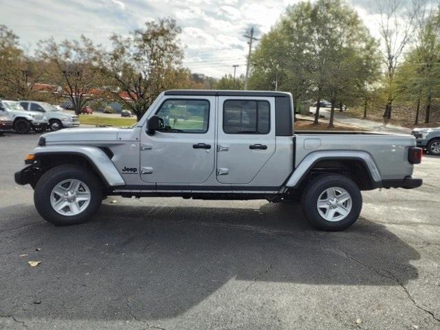 used 2021 Jeep Gladiator car, priced at $30,450