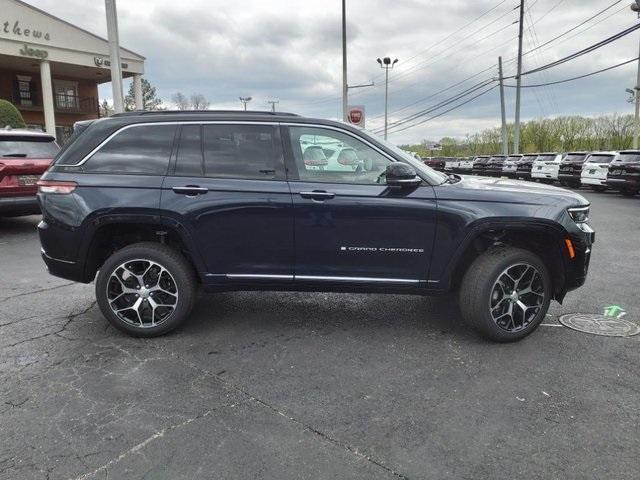 new 2024 Jeep Grand Cherokee car, priced at $64,000