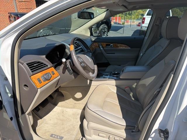 used 2015 Lincoln MKX car, priced at $10,500