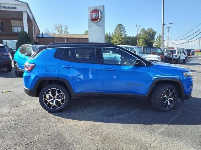 new 2025 Jeep Compass car, priced at $33,500