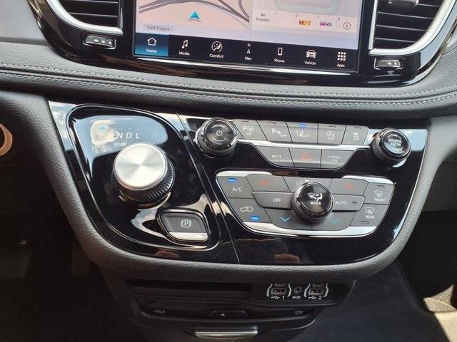 new 2025 Chrysler Pacifica car, priced at $48,804