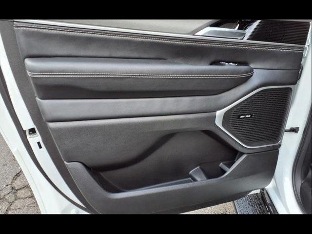 new 2025 Jeep Wagoneer L car, priced at $76,804