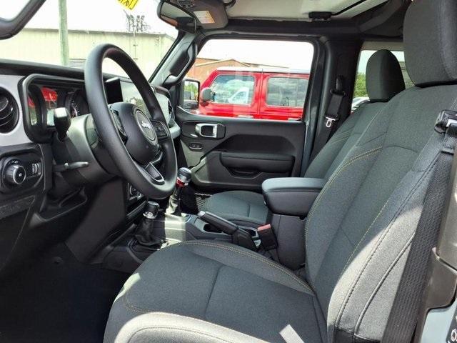 new 2025 Jeep Wrangler car, priced at $34,493