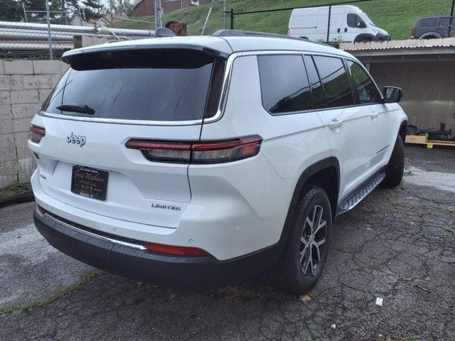 new 2024 Jeep Grand Cherokee L car, priced at $45,000