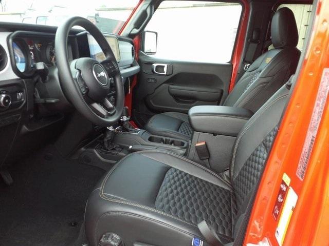 new 2025 Jeep Wrangler car, priced at $46,760