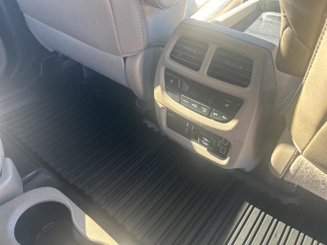 used 2021 Honda Pilot car, priced at $30,211