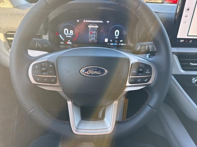 new 2025 Ford Explorer car, priced at $48,660