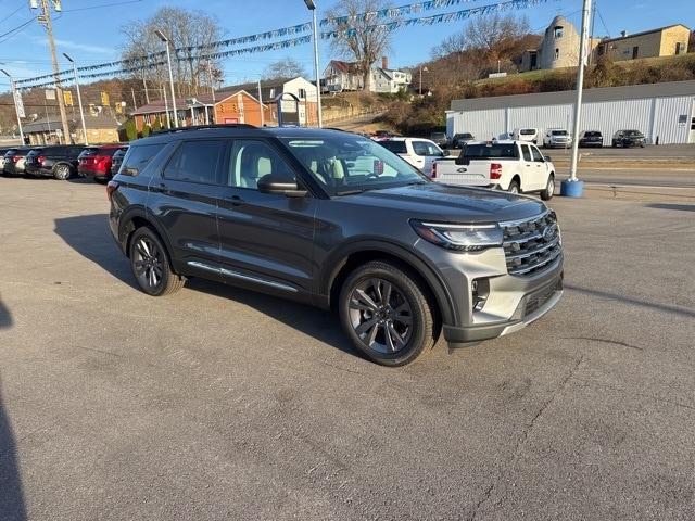 new 2025 Ford Explorer car, priced at $48,660