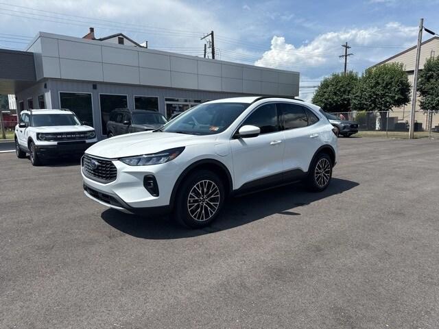 new 2025 Ford Escape car, priced at $41,385
