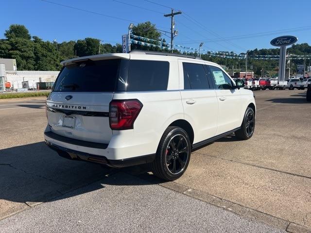 new 2024 Ford Expedition car, priced at $86,970