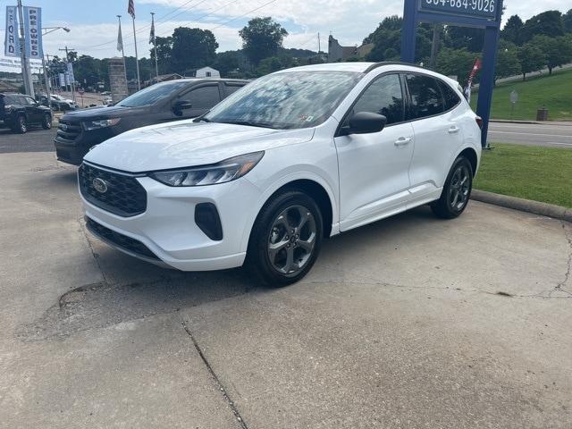 used 2023 Ford Escape car, priced at $25,994