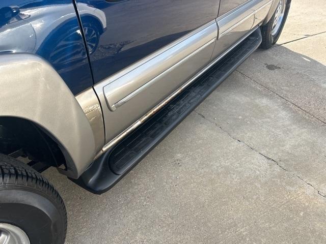 used 2000 Chevrolet Suburban car, priced at $5,994