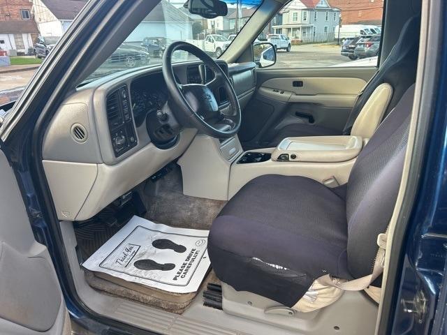 used 2000 Chevrolet Suburban car, priced at $5,994