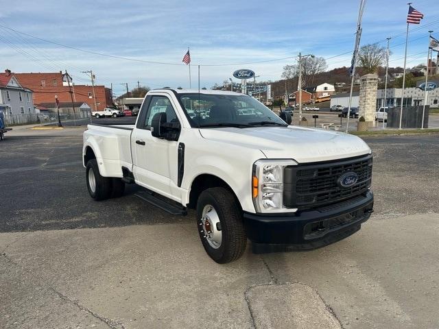 new 2023 Ford F-350 car, priced at $44,958