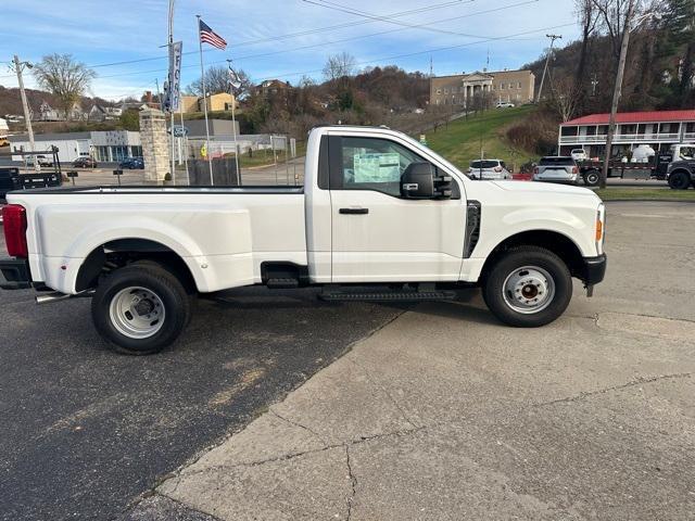 new 2023 Ford F-350 car, priced at $44,958