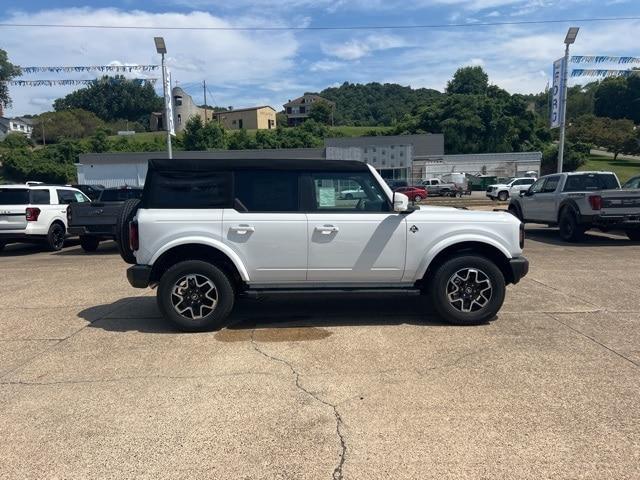 new 2024 Ford Bronco car, priced at $51,275