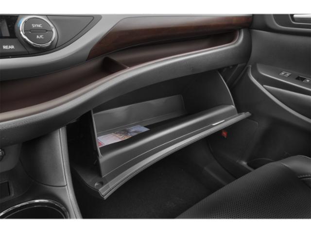 used 2015 Toyota Highlander car, priced at $16,980
