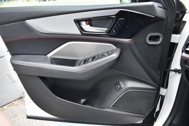 used 2023 Acura MDX car, priced at $59,980