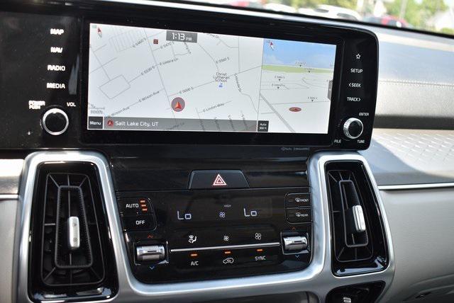 used 2022 Kia Sorento car, priced at $28,980