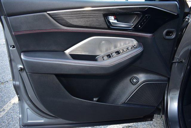 used 2023 Acura MDX car, priced at $59,980