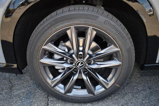 new 2025 Acura ADX car, priced at $39,950