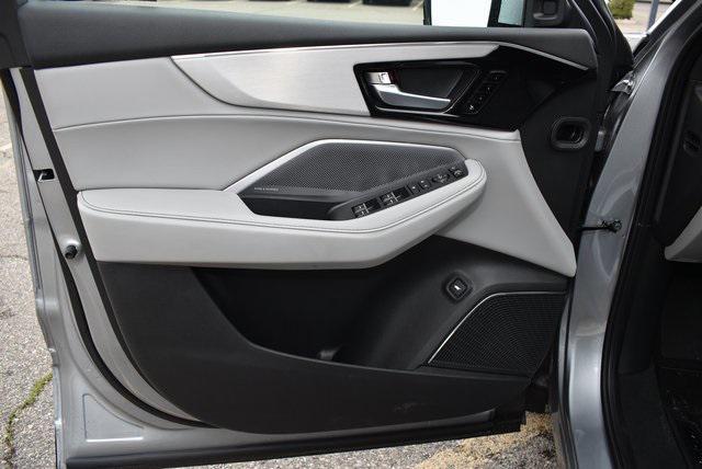 new 2025 Acura MDX car, priced at $60,150