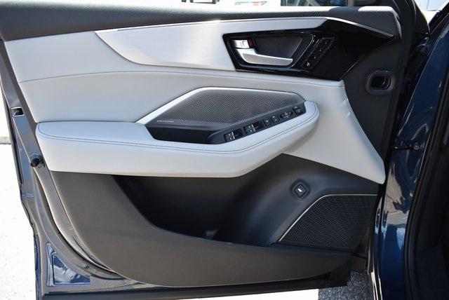 new 2025 Acura MDX car, priced at $60,150