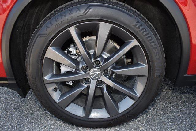 used 2025 Acura MDX car, priced at $59,980
