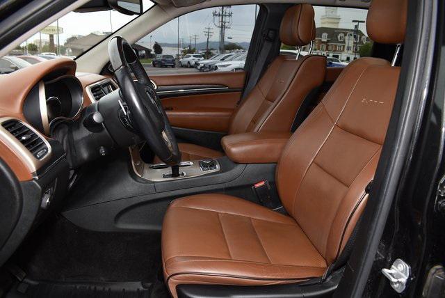 used 2015 Jeep Grand Cherokee car, priced at $17,980