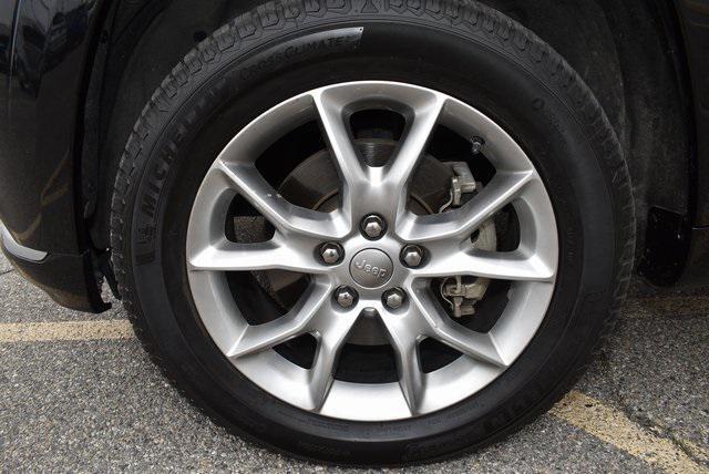 used 2015 Jeep Grand Cherokee car, priced at $17,980