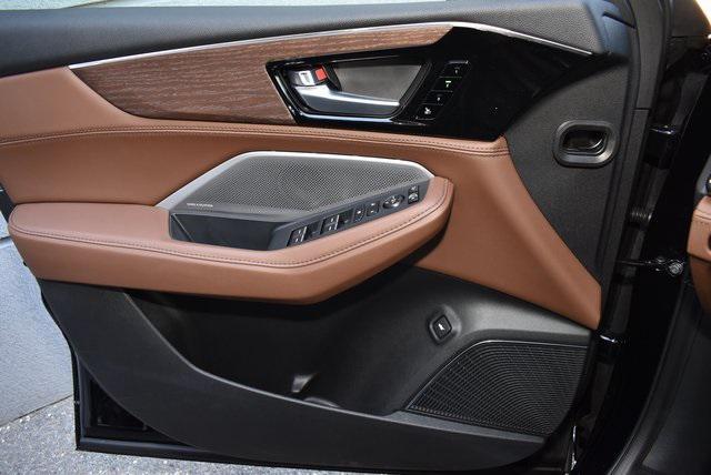 new 2025 Acura MDX car, priced at $68,250