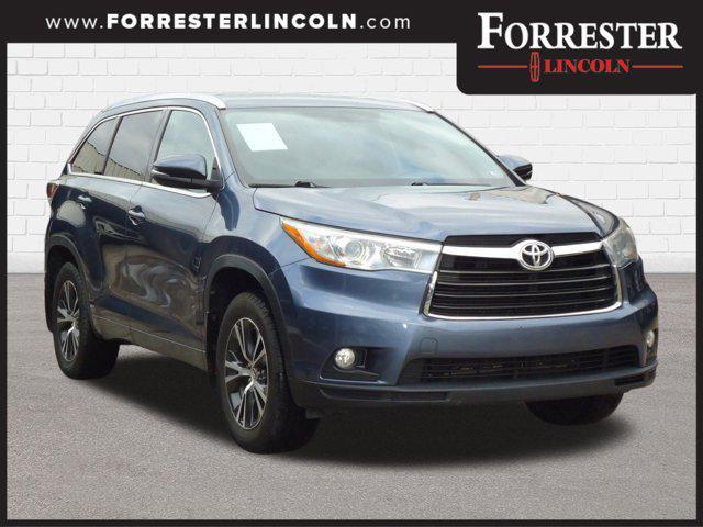 used 2016 Toyota Highlander car, priced at $14,900