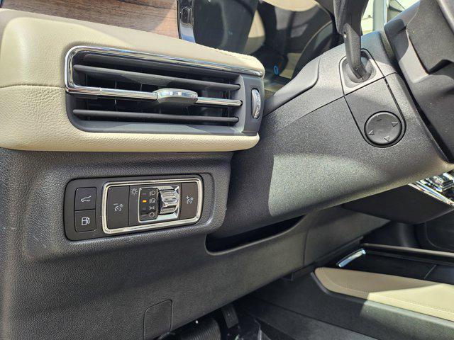 new 2025 Lincoln Corsair car, priced at $57,900