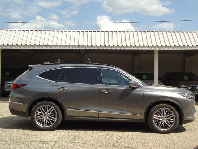 used 2022 Acura MDX car, priced at $39,900