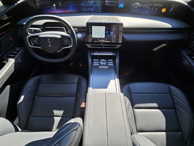 new 2025 Lincoln Nautilus car, priced at $56,628