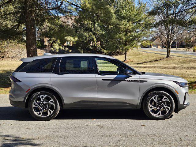 new 2025 Lincoln Nautilus car, priced at $56,628