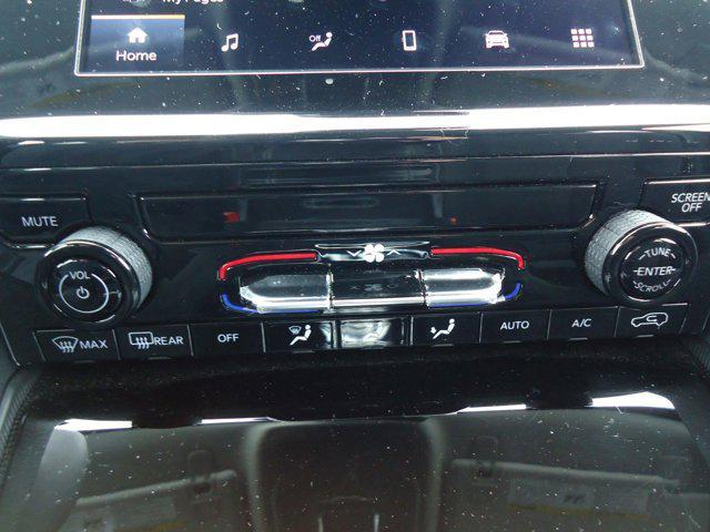 used 2024 Jeep Grand Cherokee car, priced at $32,500
