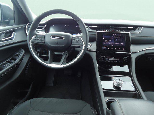 used 2024 Jeep Grand Cherokee car, priced at $32,500