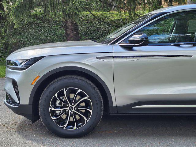new 2025 Lincoln Nautilus car, priced at $55,655