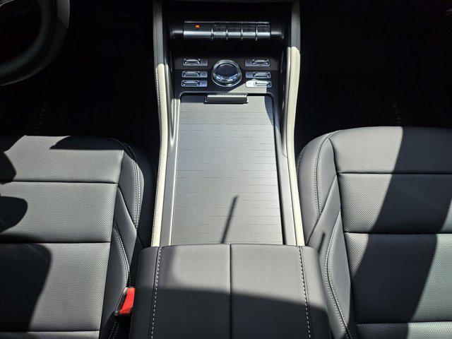 new 2025 Lincoln Nautilus car, priced at $55,655