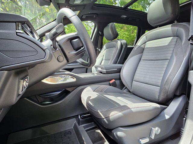 new 2025 Lincoln Nautilus car, priced at $62,401