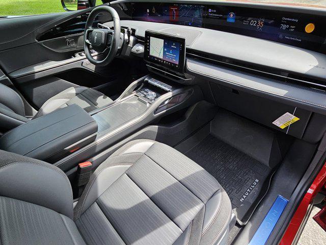 new 2025 Lincoln Nautilus car, priced at $62,401
