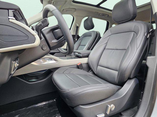 new 2025 Lincoln Nautilus car, priced at $60,520