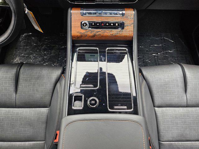 new 2025 Lincoln Aviator car, priced at $92,020