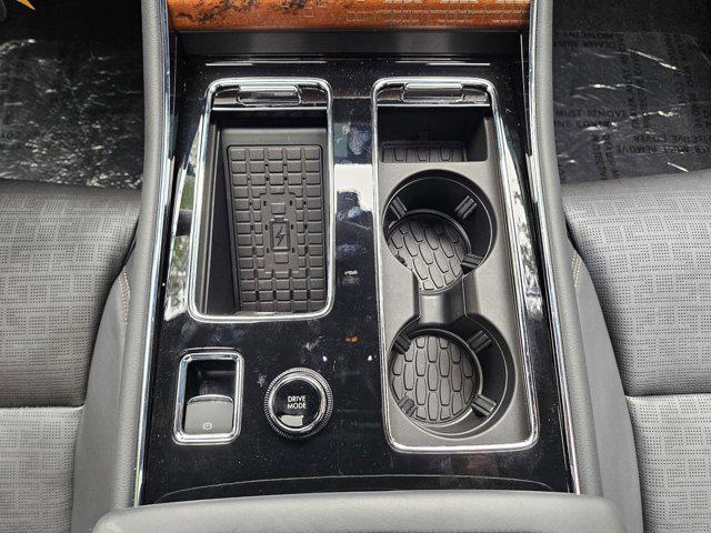 new 2025 Lincoln Aviator car, priced at $92,020