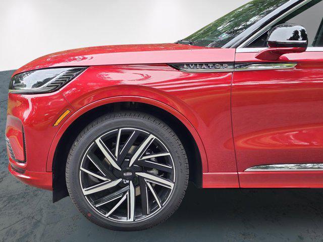 new 2025 Lincoln Aviator car, priced at $92,020